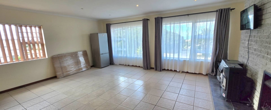 3 Bedroom Property for Sale in Kleinbaai Western Cape